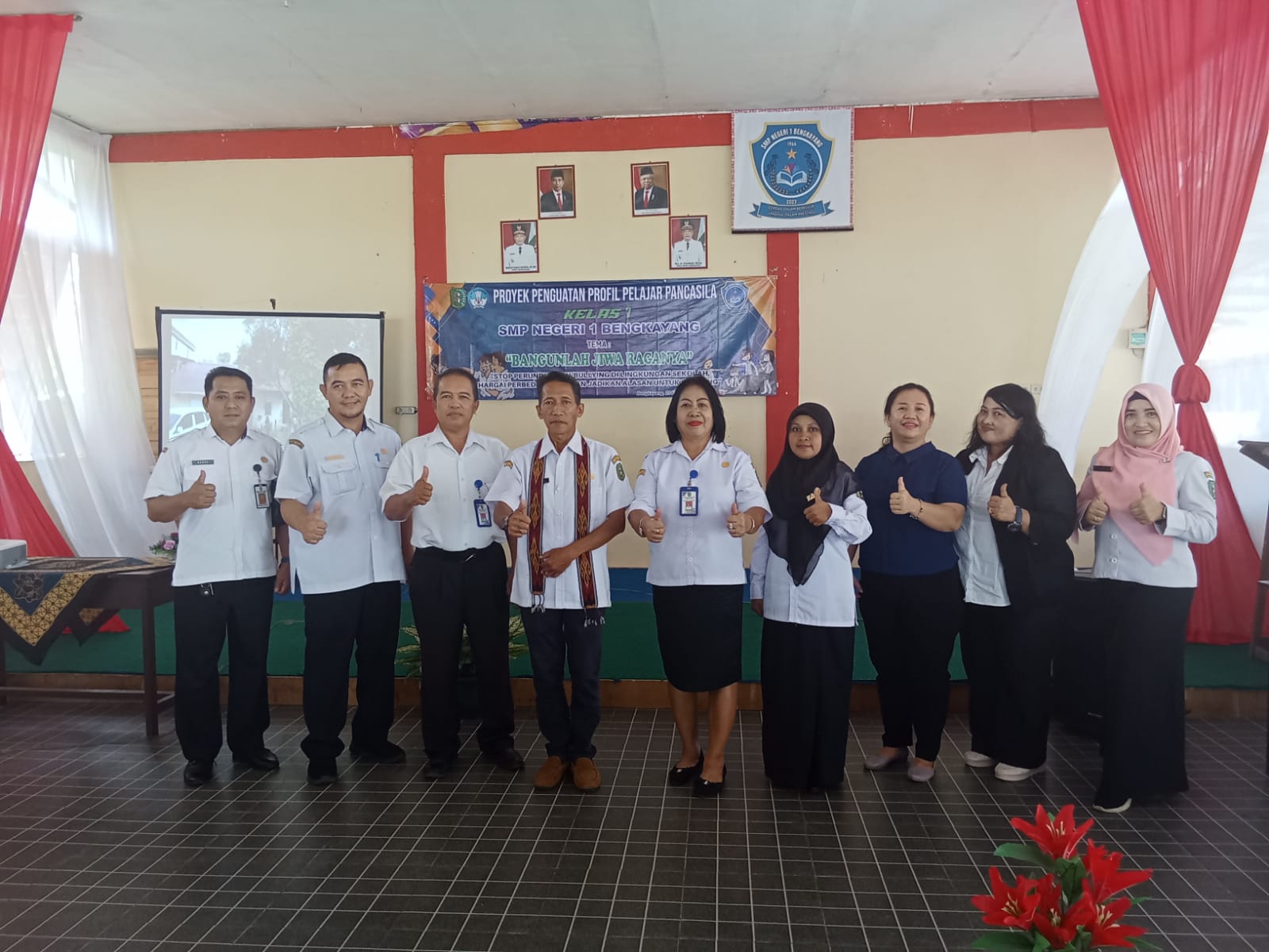 kadisdikbud-buka-panen-raya-p-5-smp-n-1-bengkayang-438395
